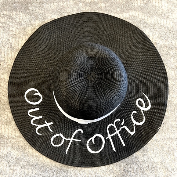 Out of Office Floppy Hat - Picture 1 of 5